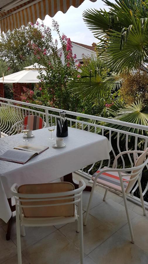 Schreng Apartments مالينسكا المظهر الخارجي الصورة