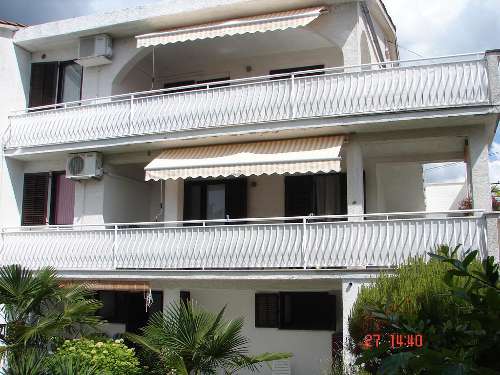 Schreng Apartments مالينسكا المظهر الخارجي الصورة